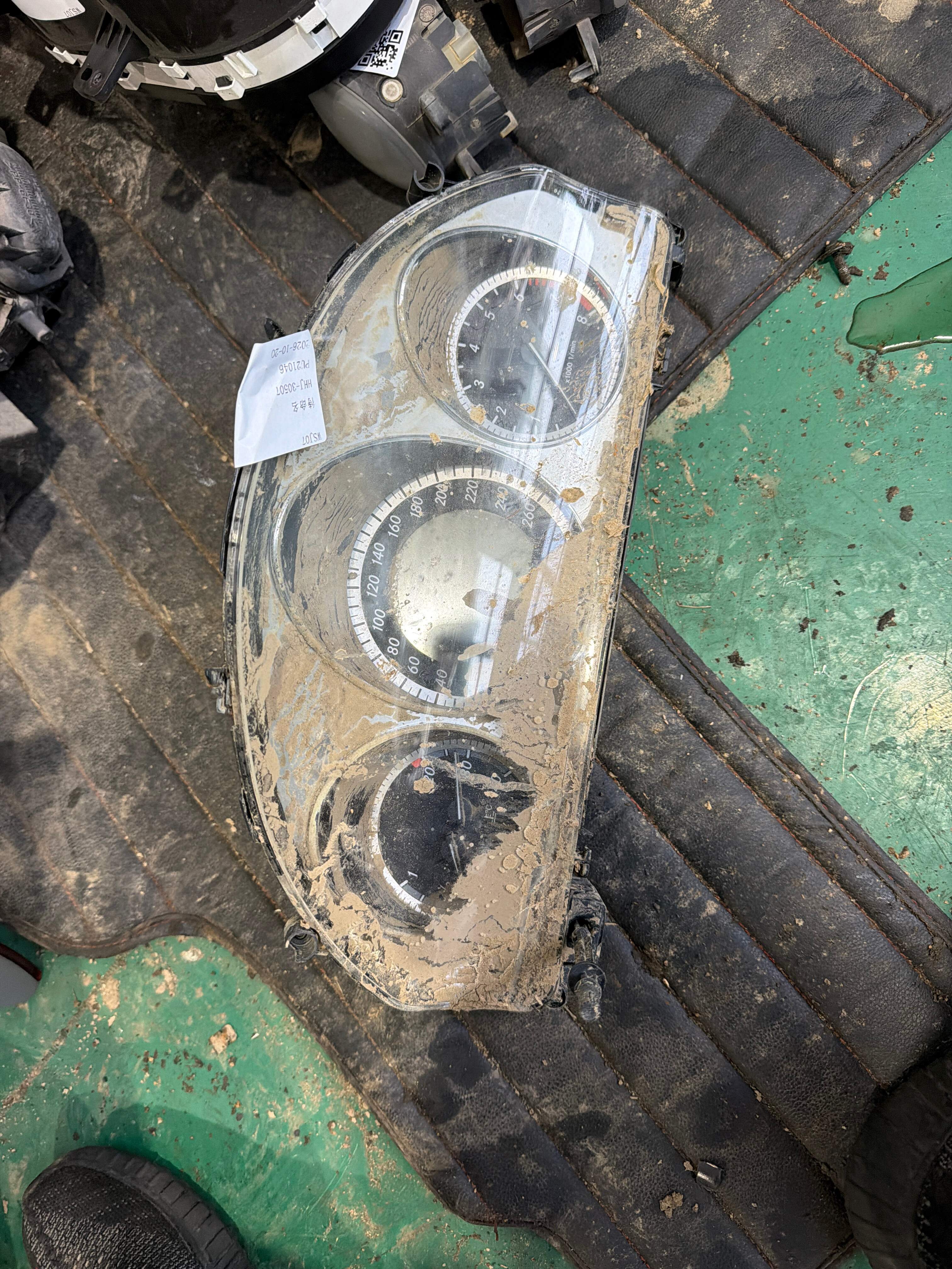 A2049004807 Instrument Cluster Assembly
