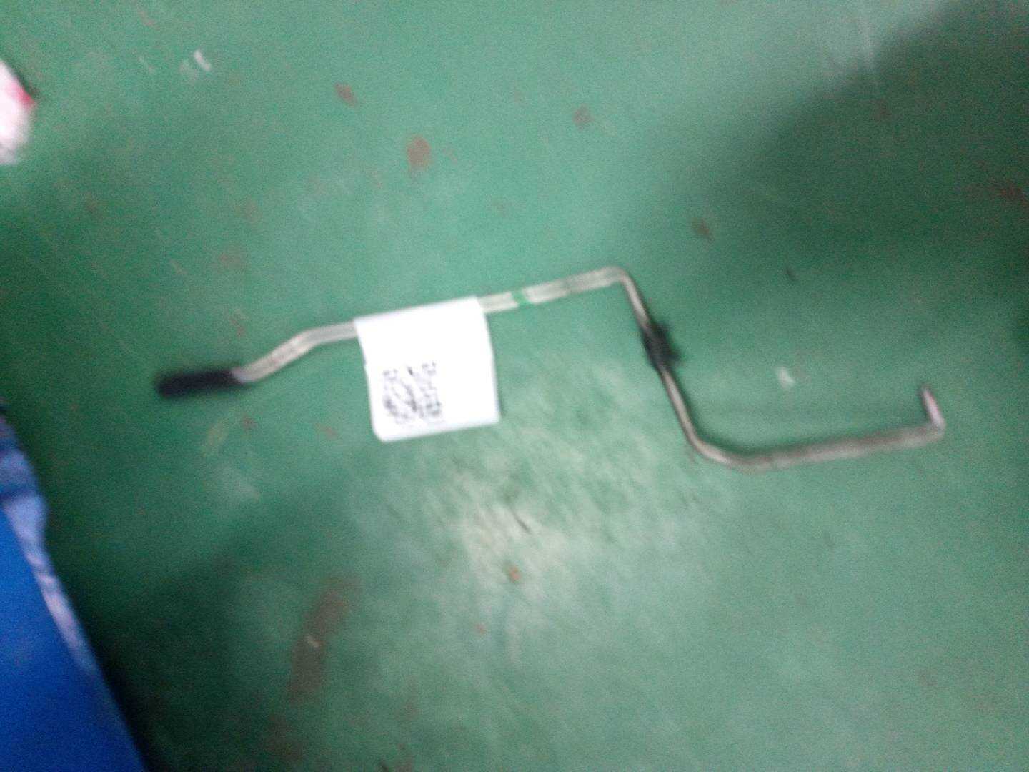 51217148186 前门锁止杆(右)