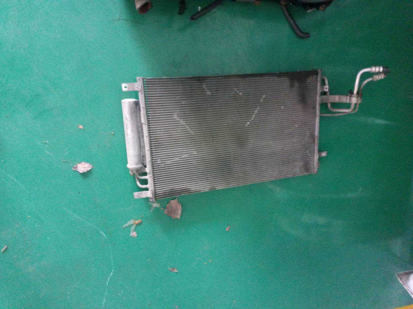 976062E000 冷凝器