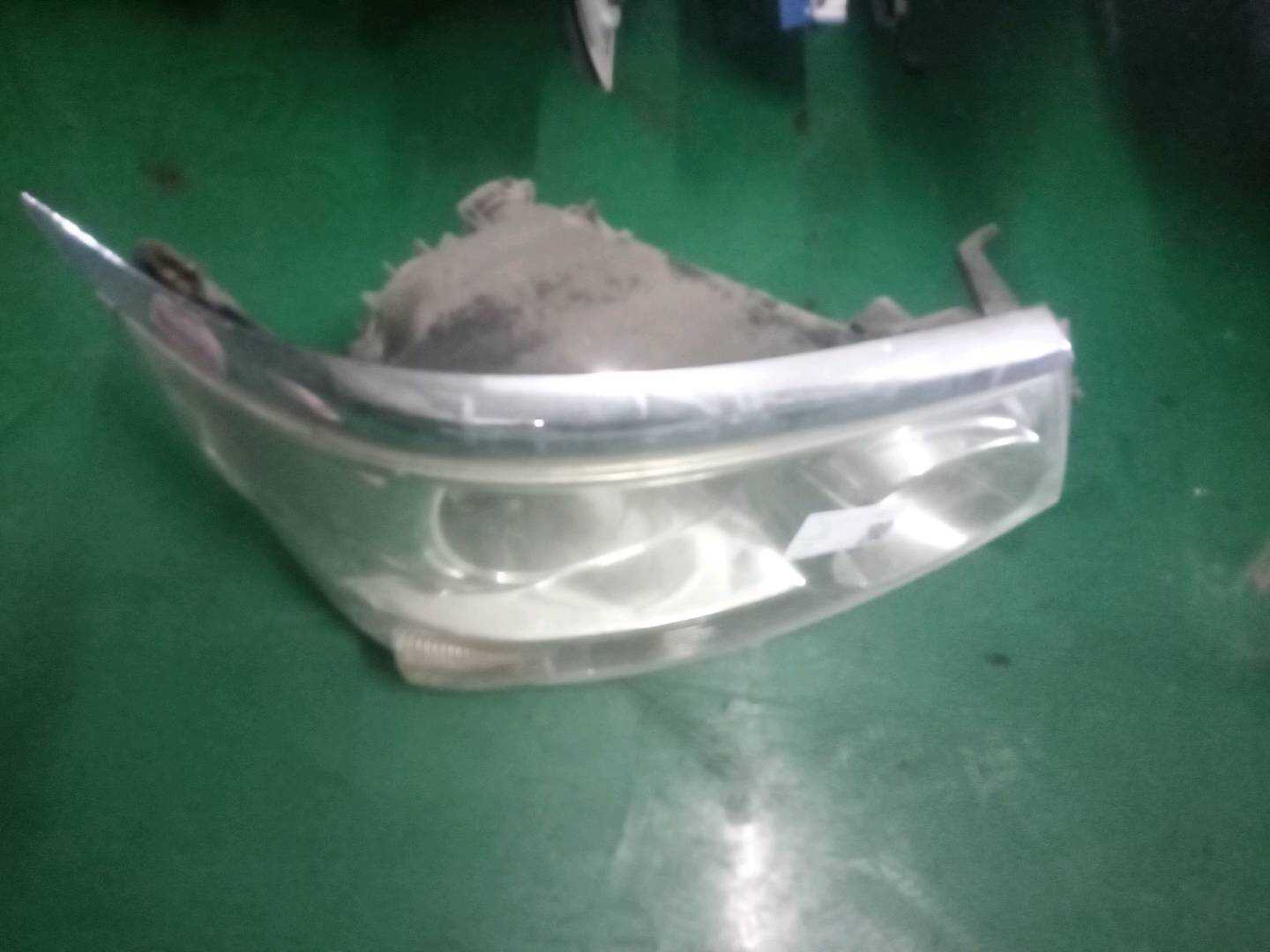 SHH3731021 Front Headlight Assembly, Right