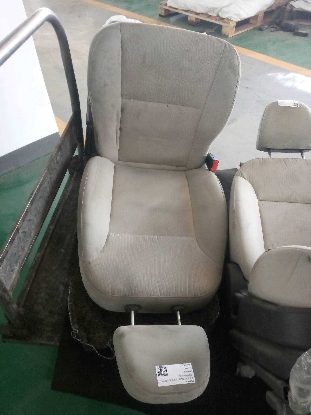 23684508 Driver Seat Assembly