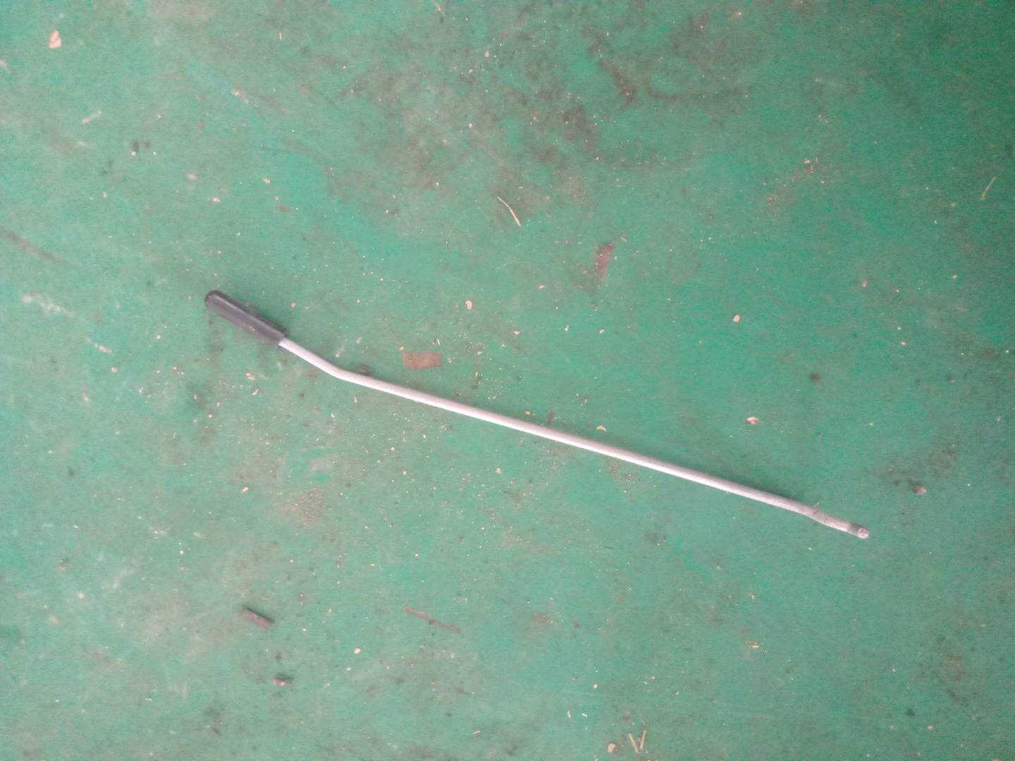 51227381634 后门锁止杆（右）