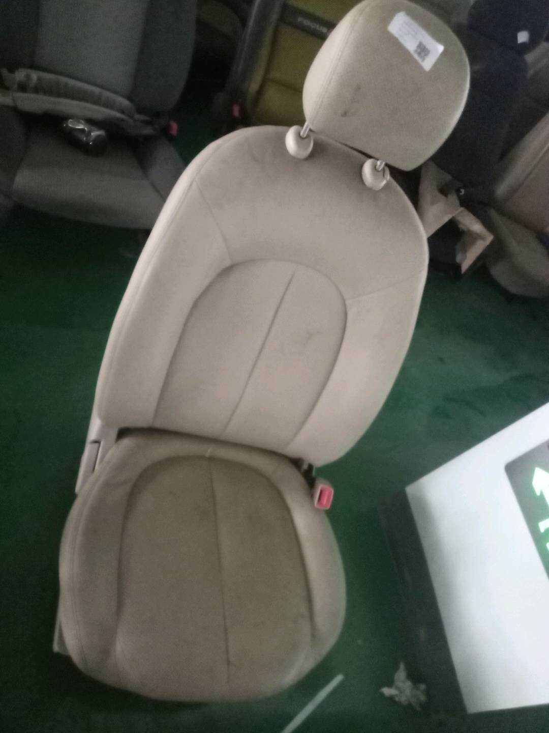 20250301082216 副驾驶员座椅总成
