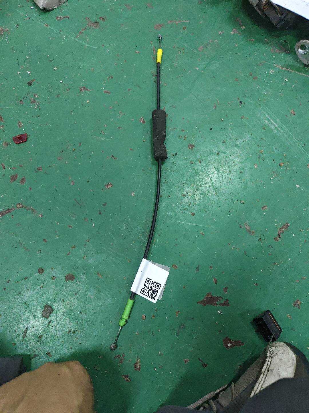 697100P010 前门内拉手拉线(右)
