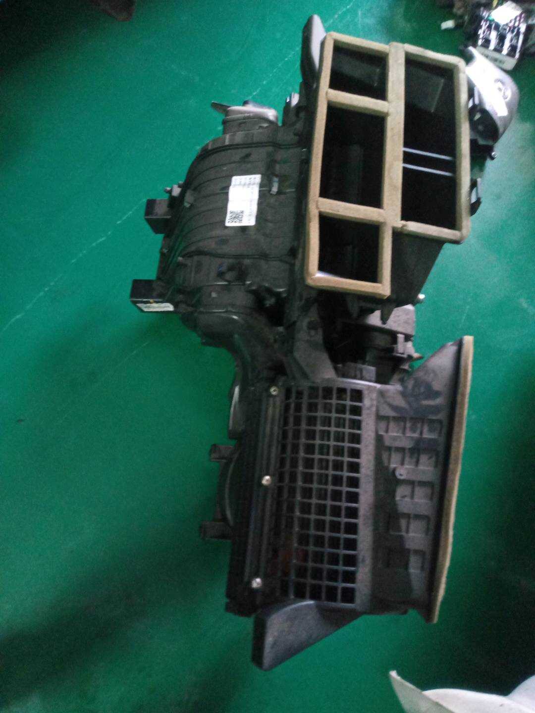 97205F9010 Evaporator Assembly