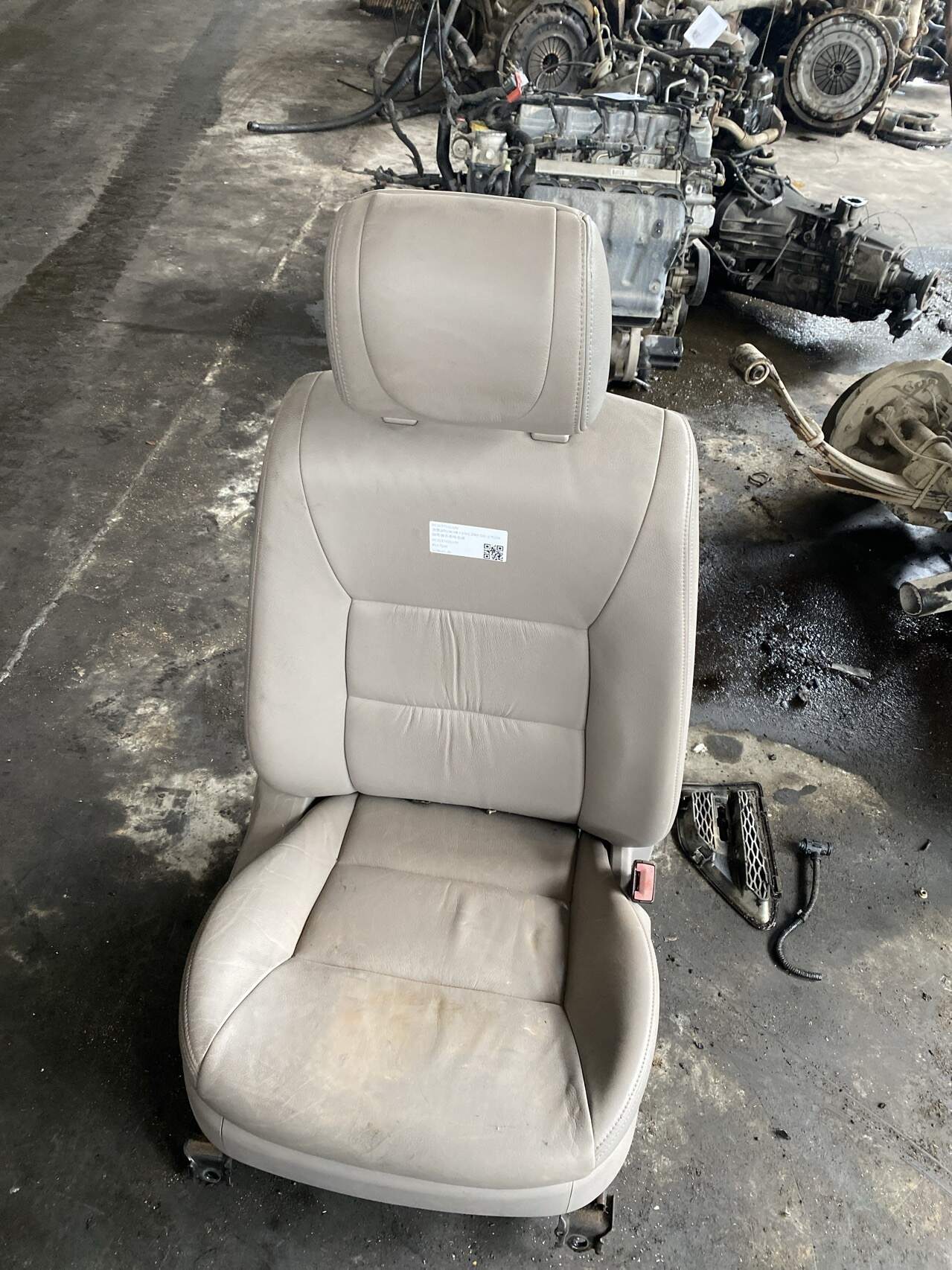 FC2157100A56 Passenger Seat Assembly
