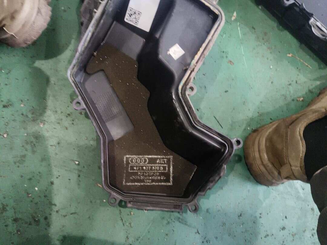 4F1937576B 发动机电脑护壳上盖