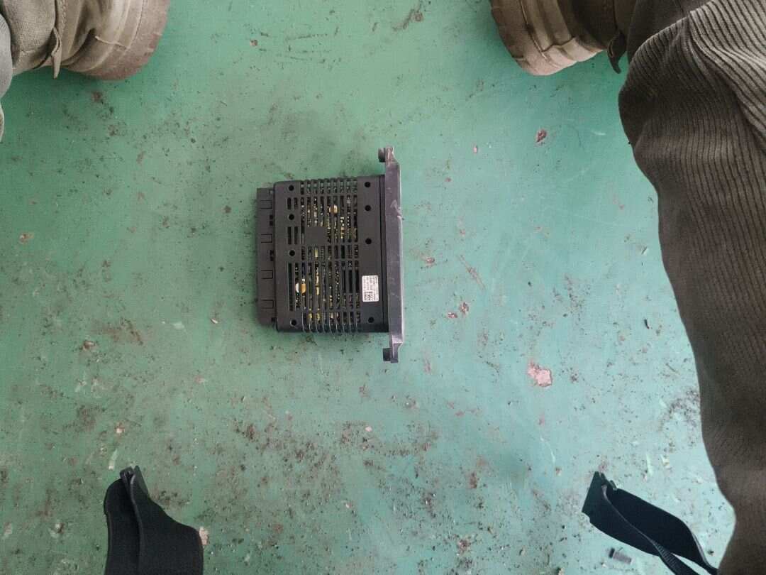 63117316214 前大灯头灯模块(右)