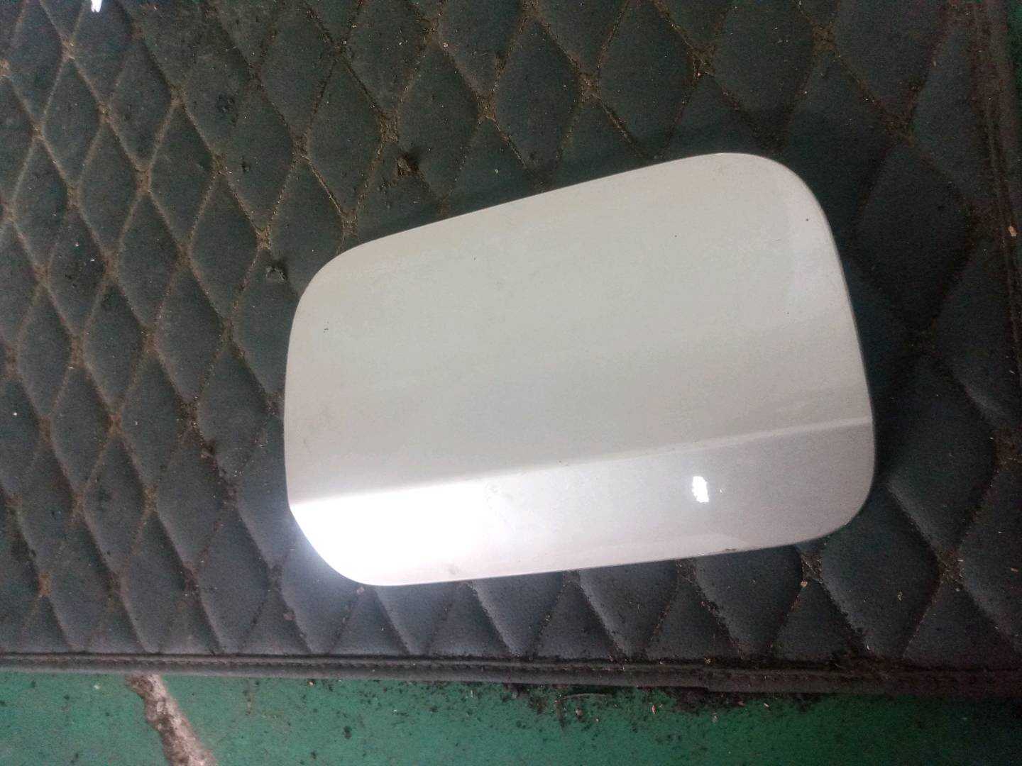 51917387926 燃油箱加油盖(外)