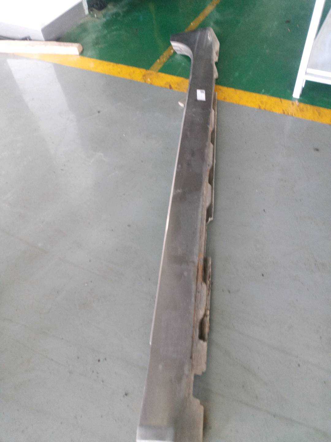 C2Z5443XXX 底大边（左）