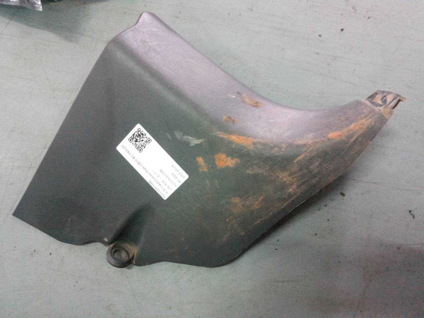 6211160111B0 A柱内衬（右下）