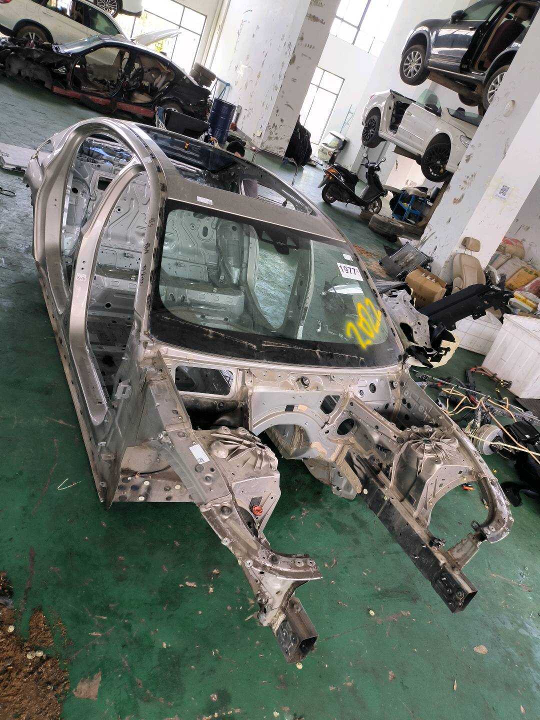 41007181719 Body Assembly (Body Shell)