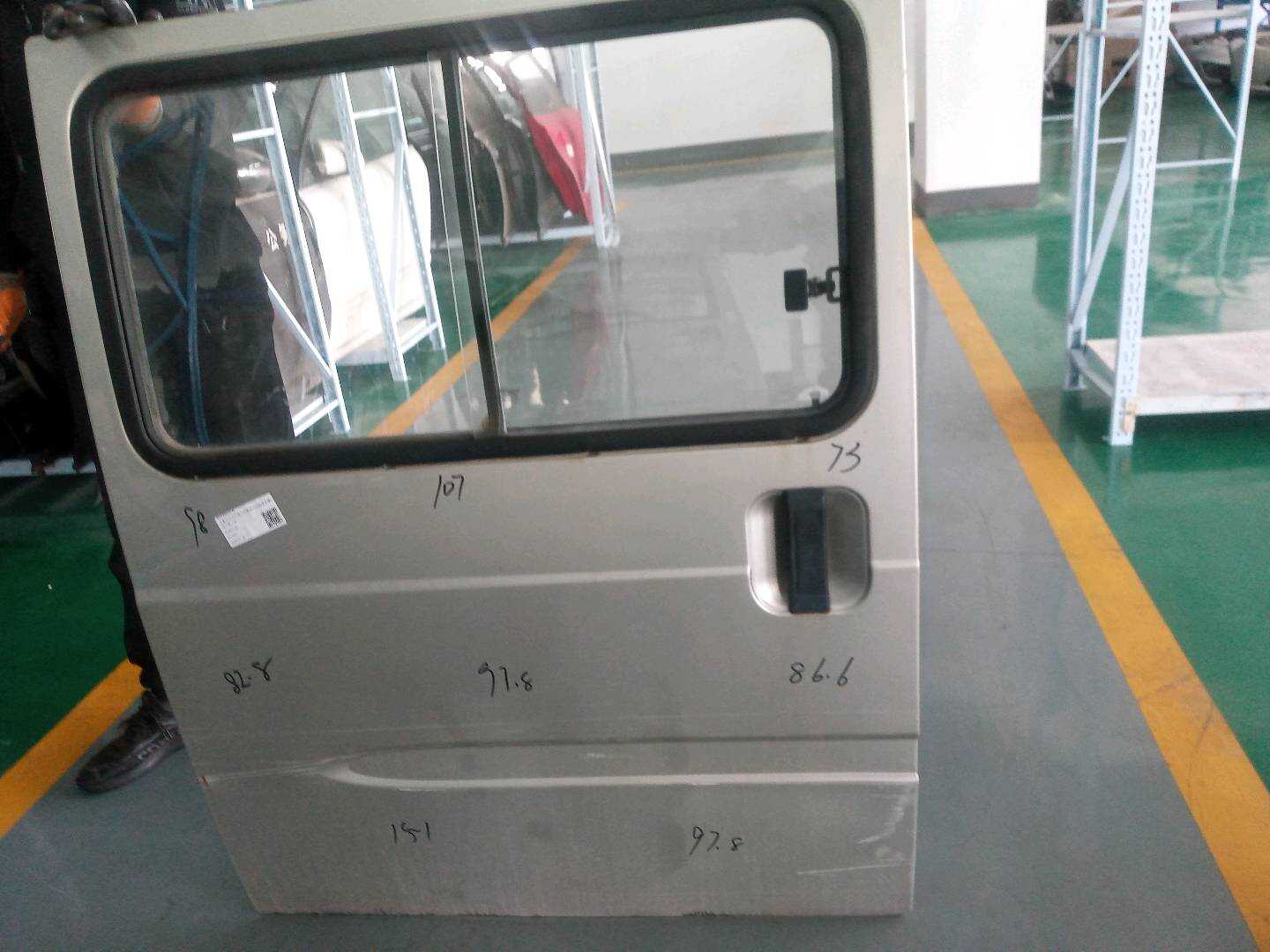 111VH6201012D2 后门壳（右）