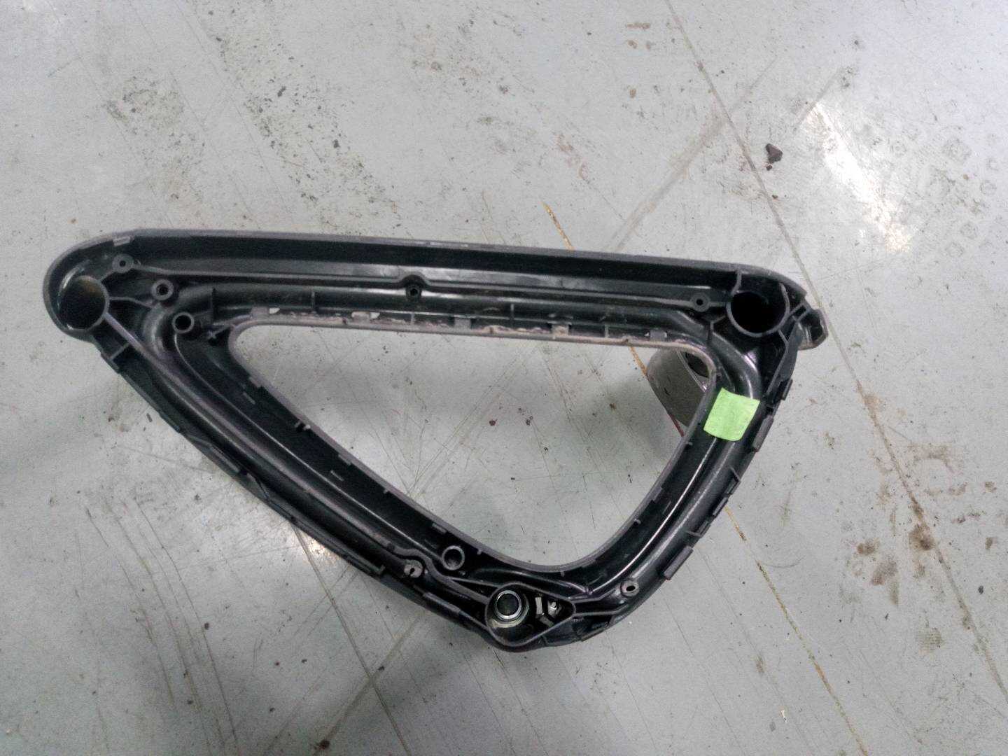 1K8867180AZPZ 前门扶手支架(右)