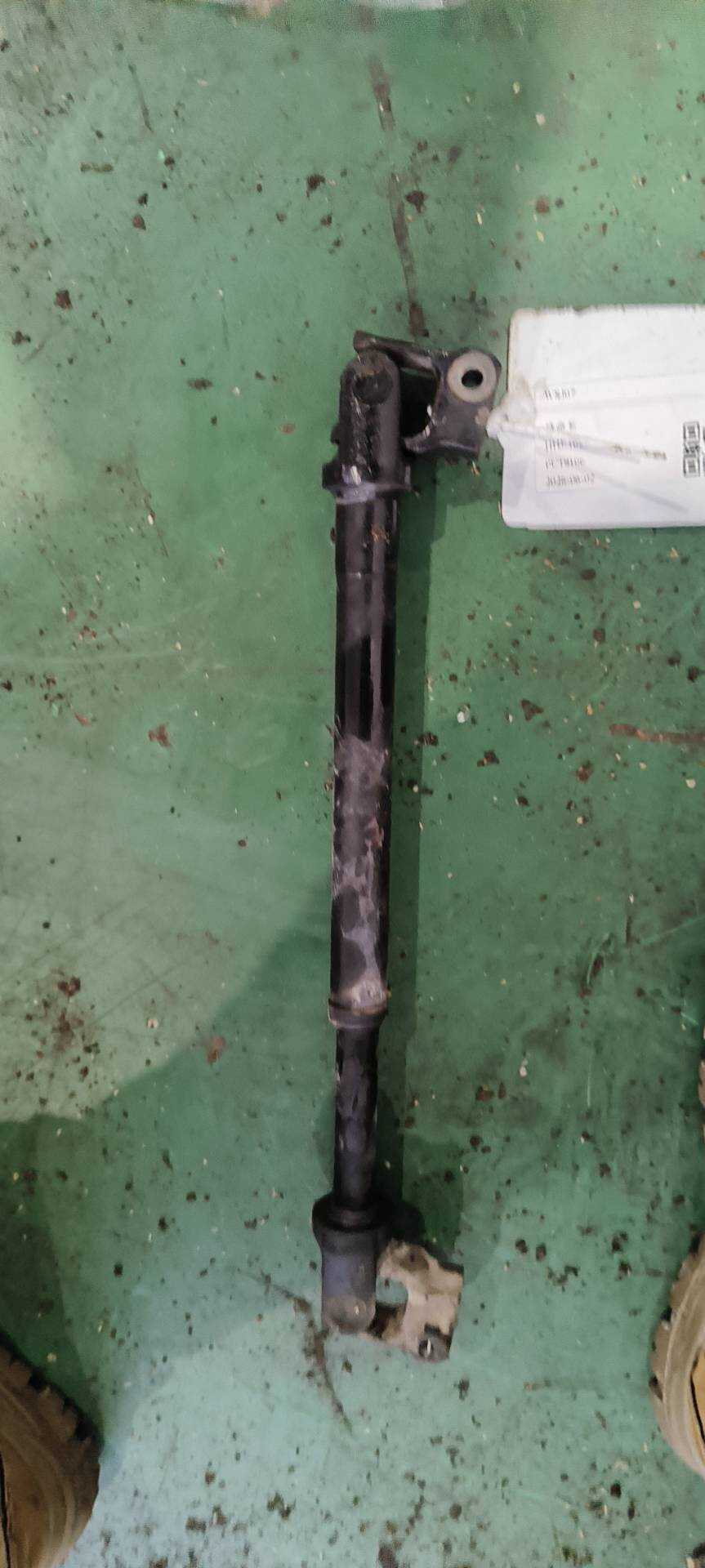 A1644600010 转向管柱连接轴(下)