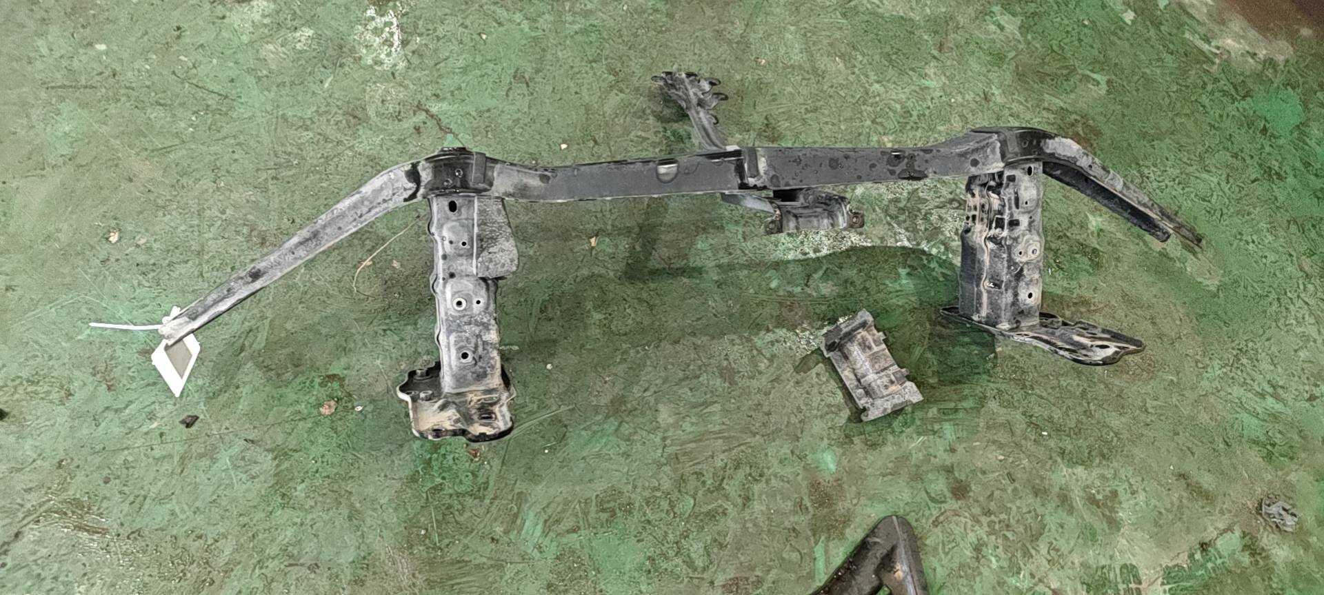 A1666204901 前保险杠骨架