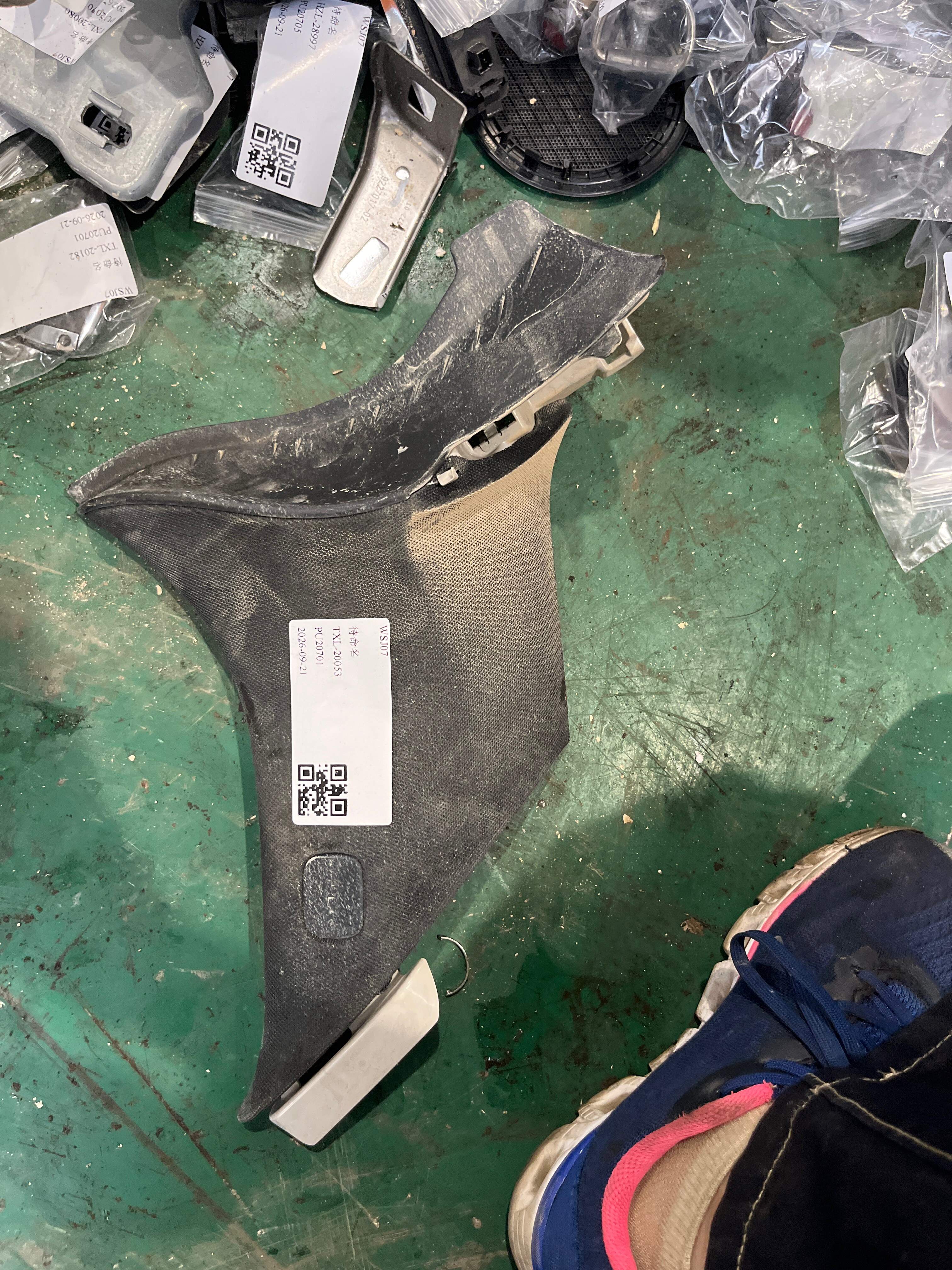 A25369033009051 D柱内衬(左上)