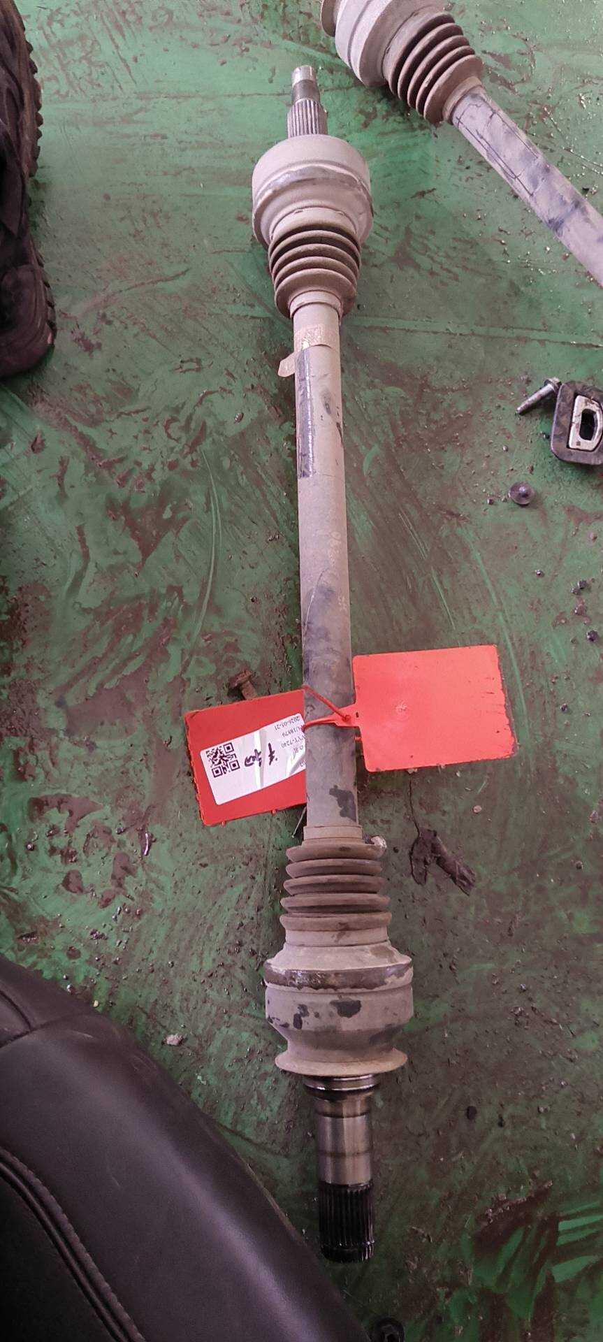 50535674 Rear Axle Shaft