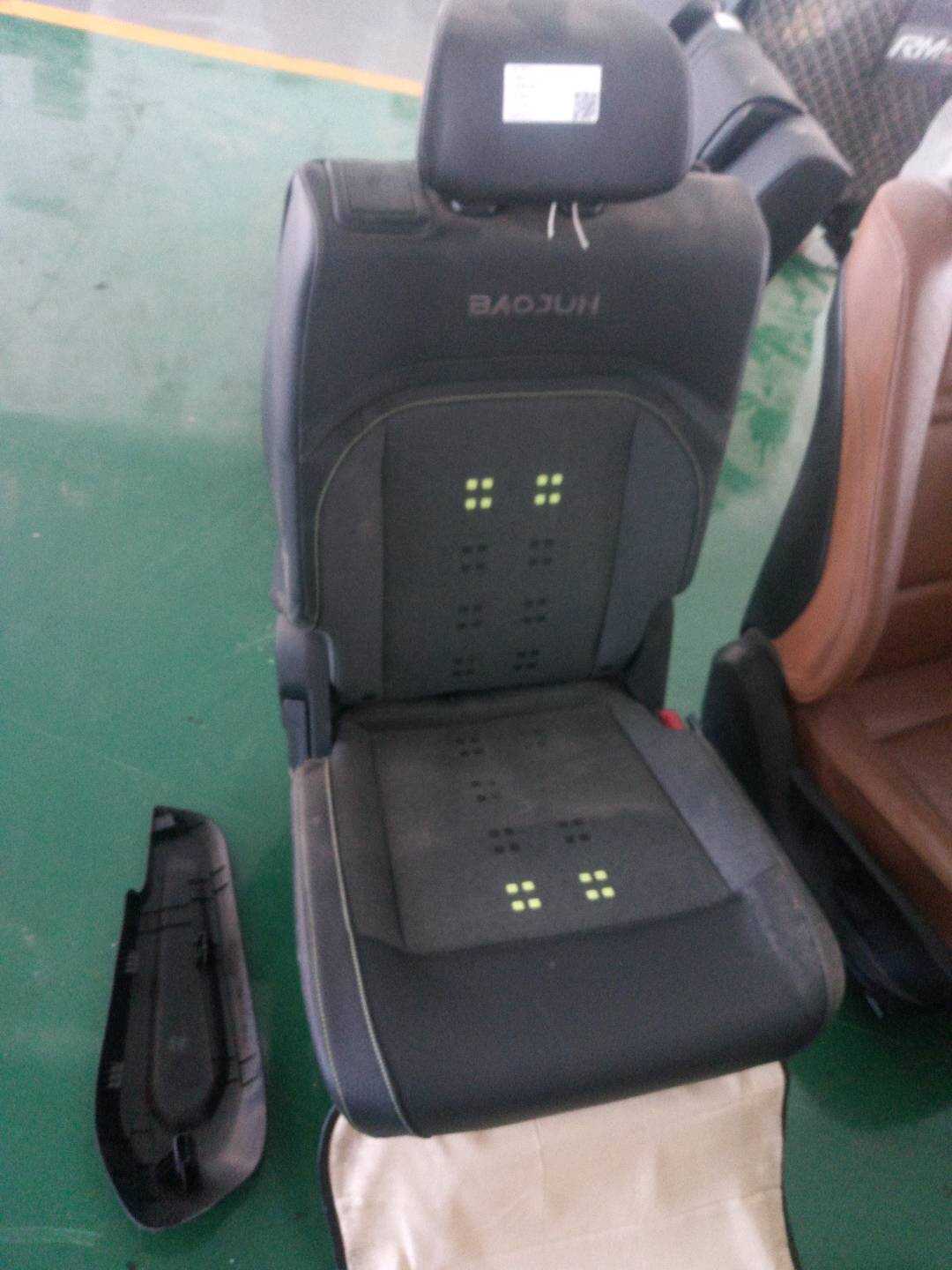 23678851 后座椅总成(右)