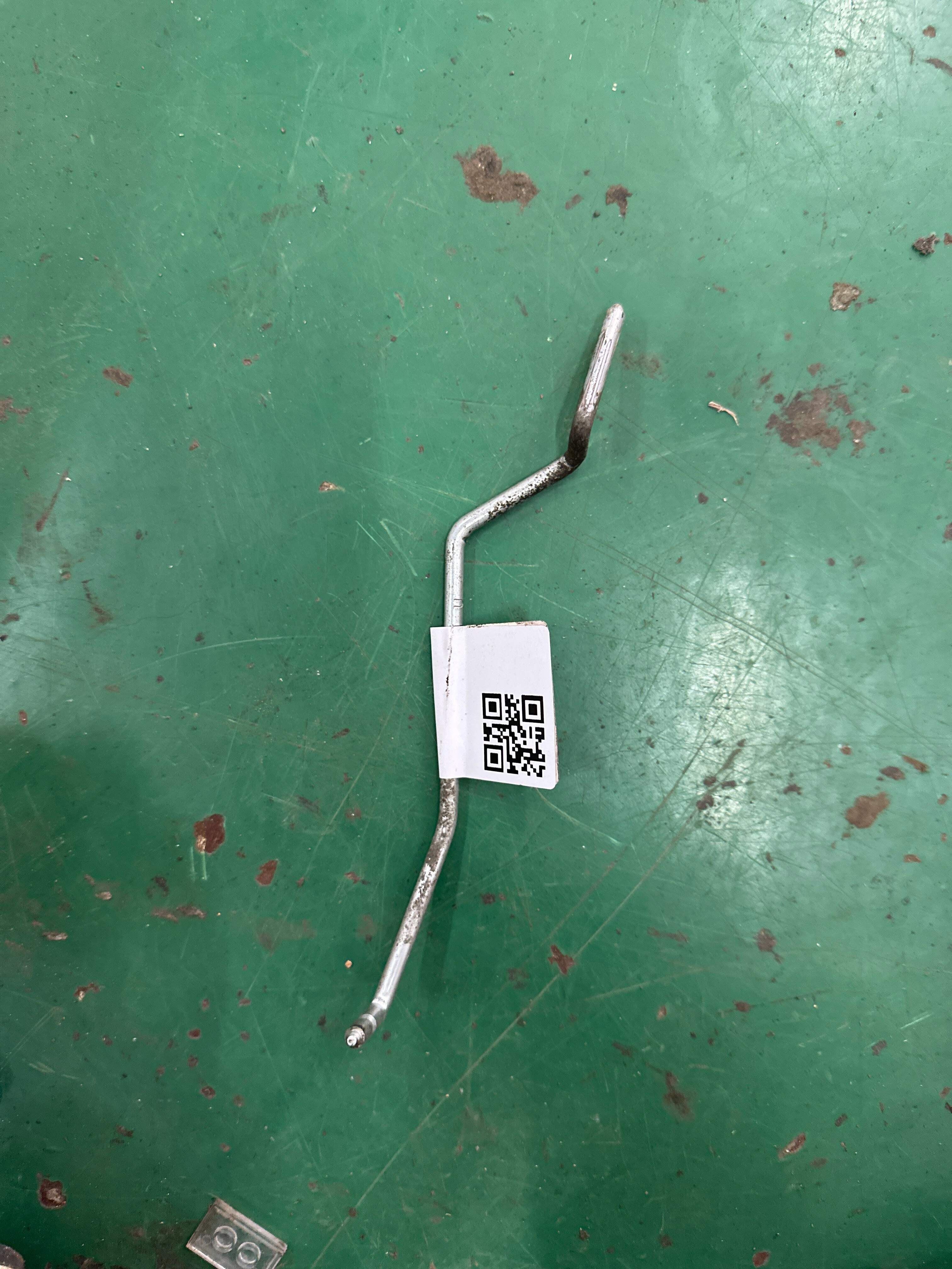 6931133080 右前门门锁开启杆