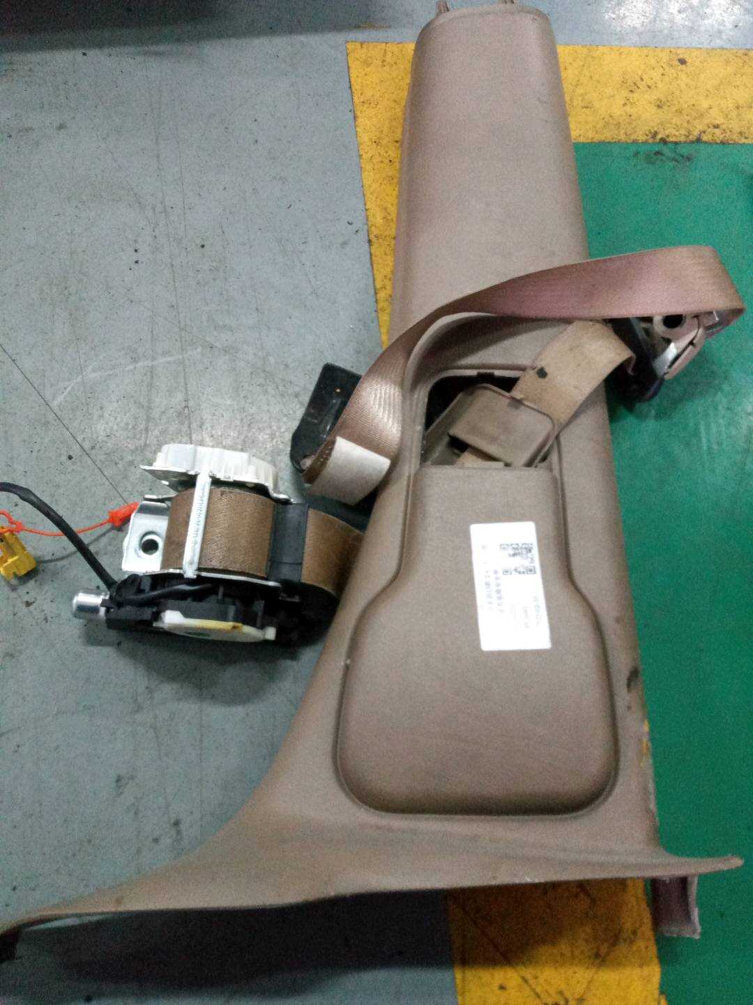 9032222 Passenger Seat Belt