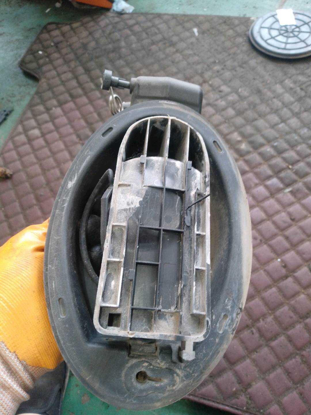 97050419406 Fuel Tank Filler Base