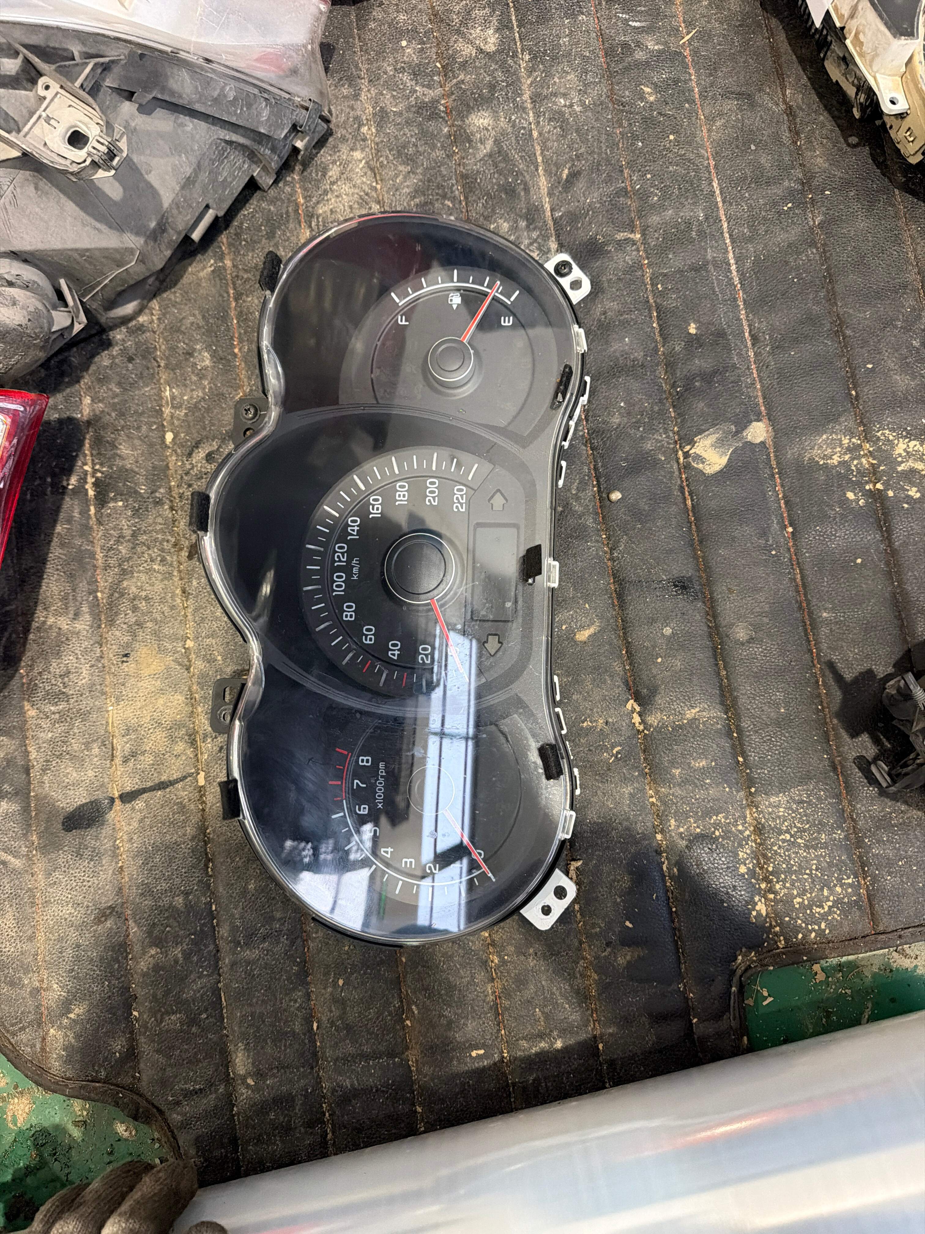 940034X530 Instrument Cluster Assembly