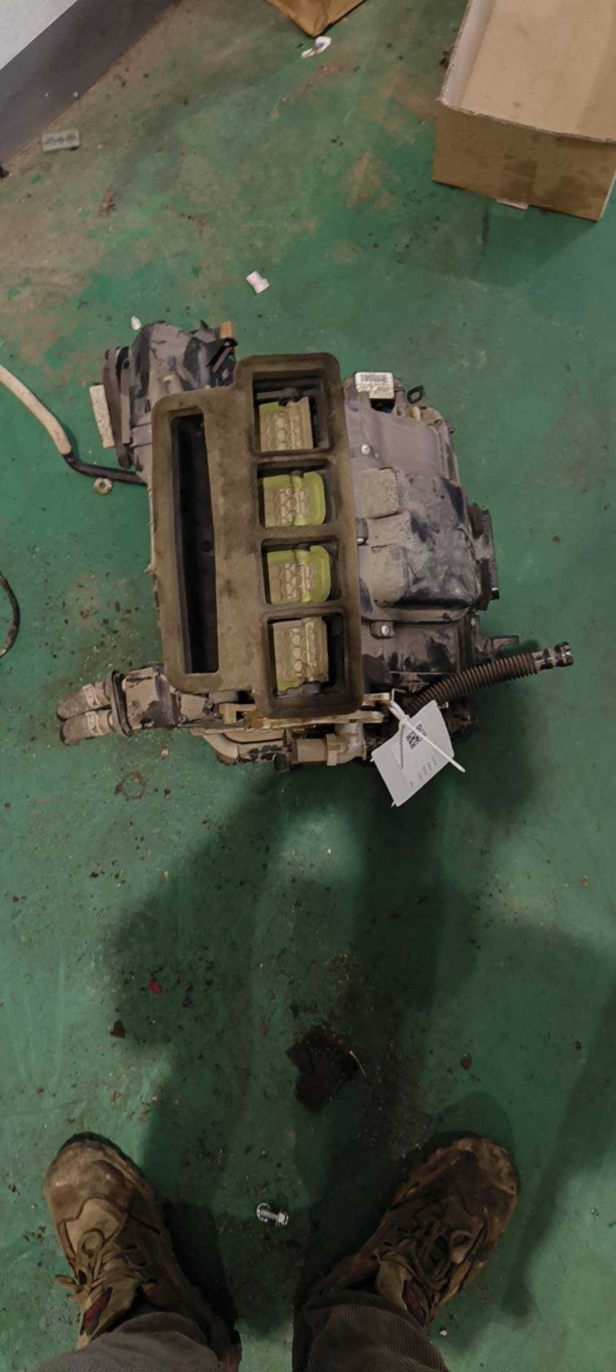 72110FJ094 蒸发箱总成