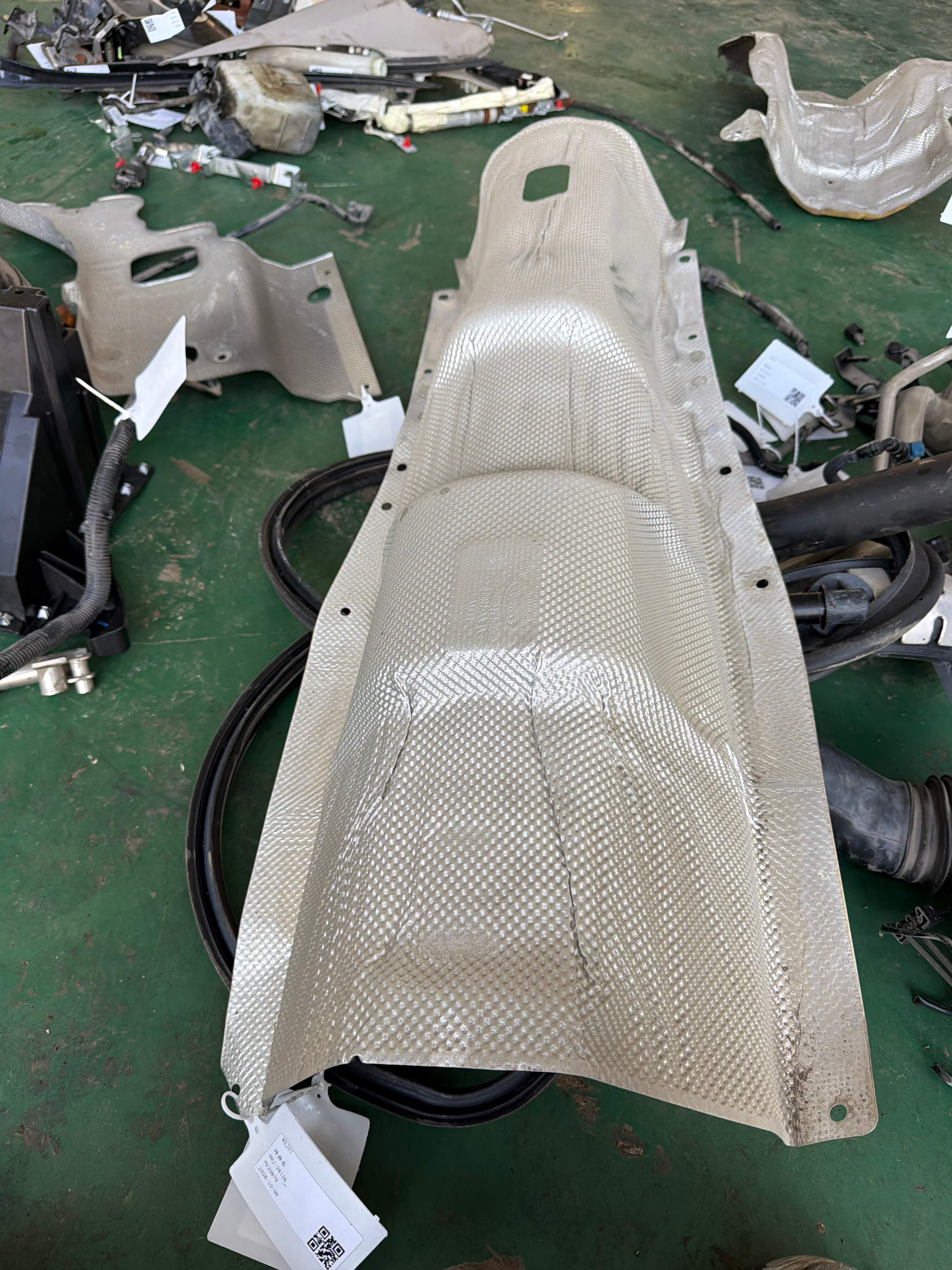 G3GBF114B04AC 排气管隔热罩(中)