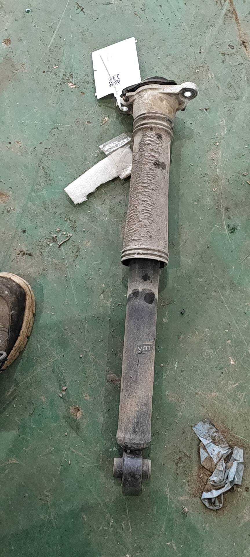 1014030311 后减振器总成