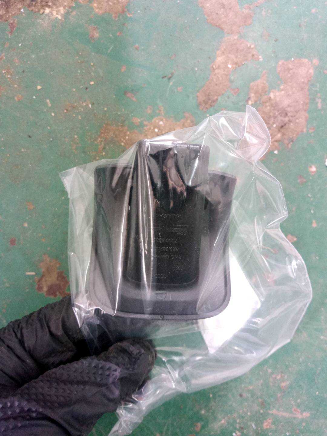 8R0887233 儿童座椅装配套筒