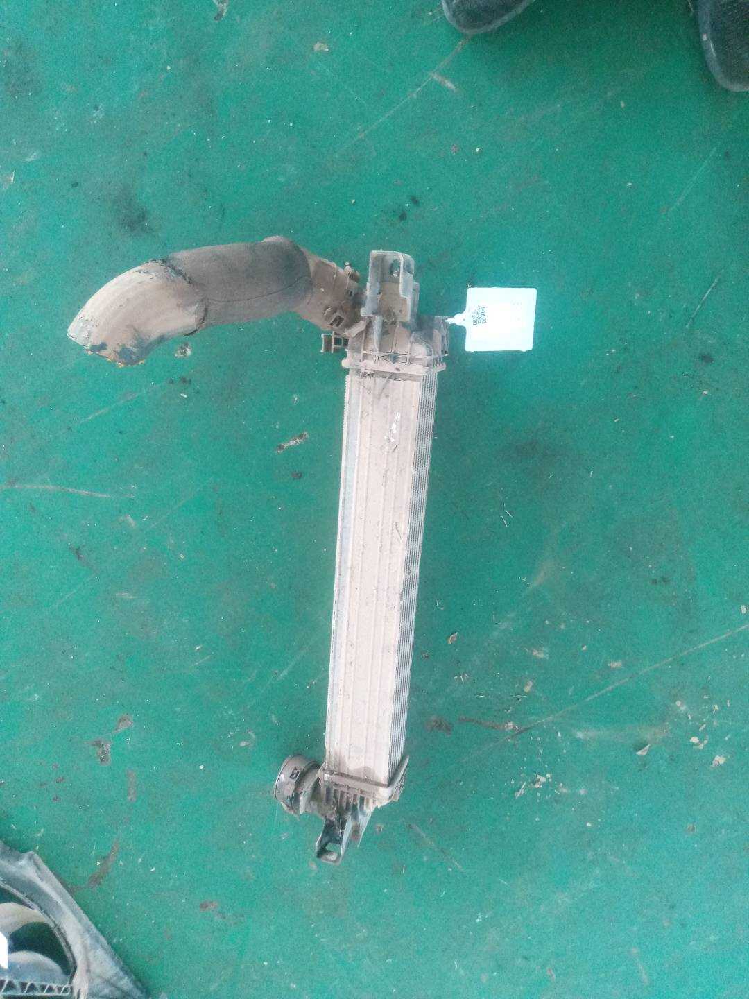 17517617597 增压中冷器