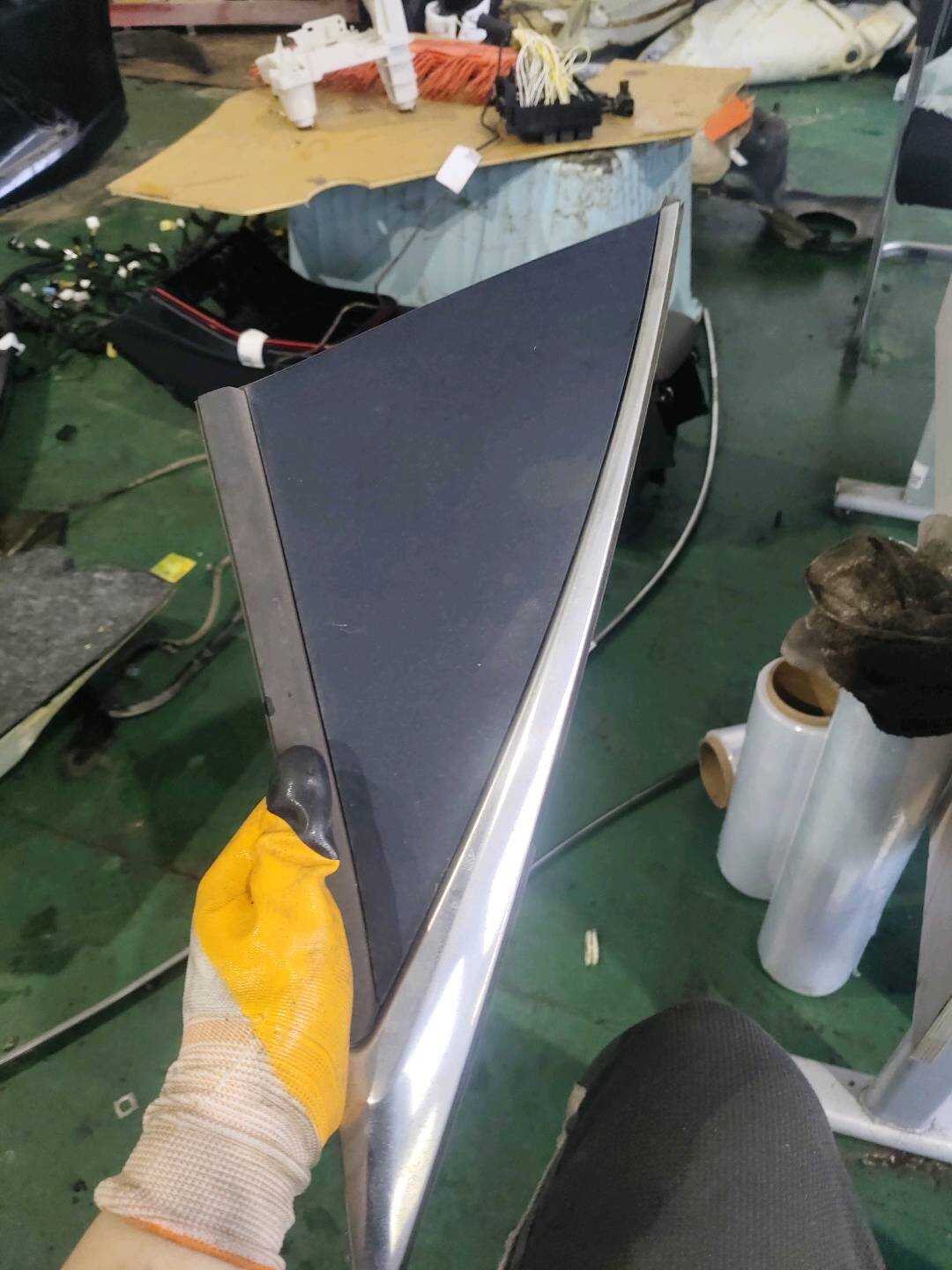 B012615 Left Side Panel Trim Cover