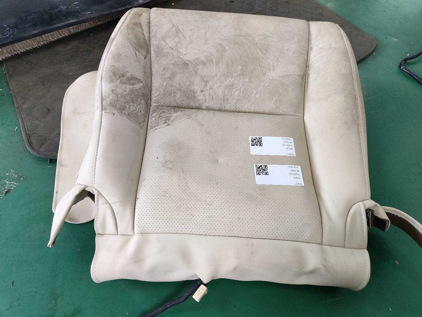 7150148020 副驾驶员座椅底座软垫