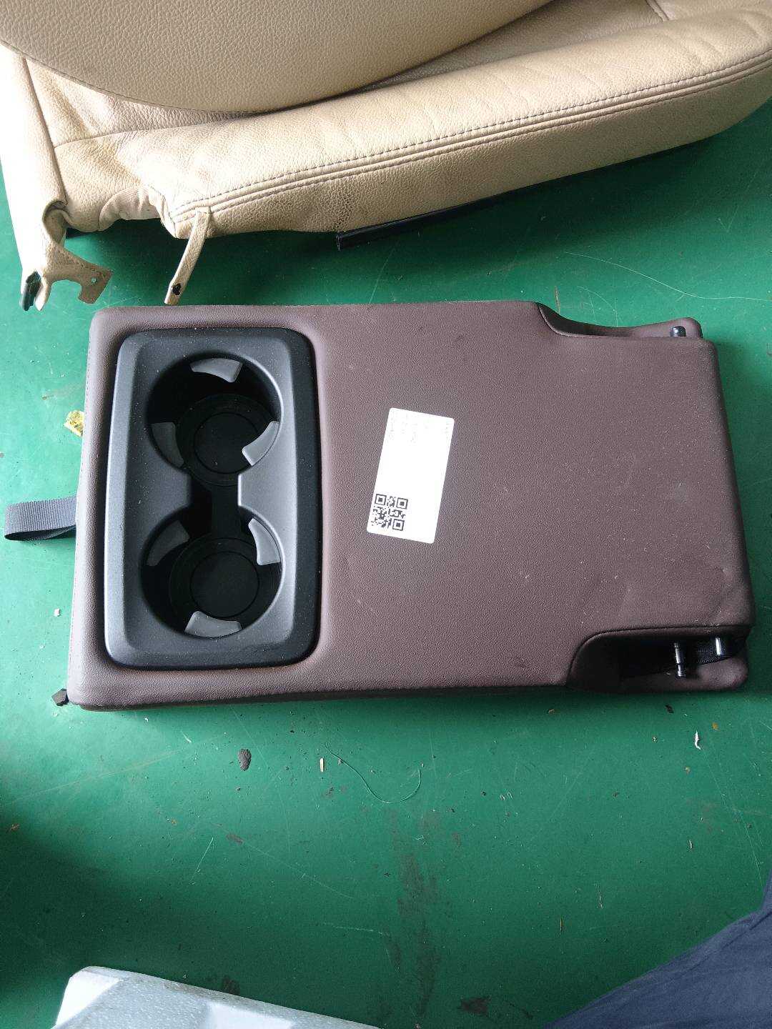 52205A50797 后排座椅中央扶手箱
