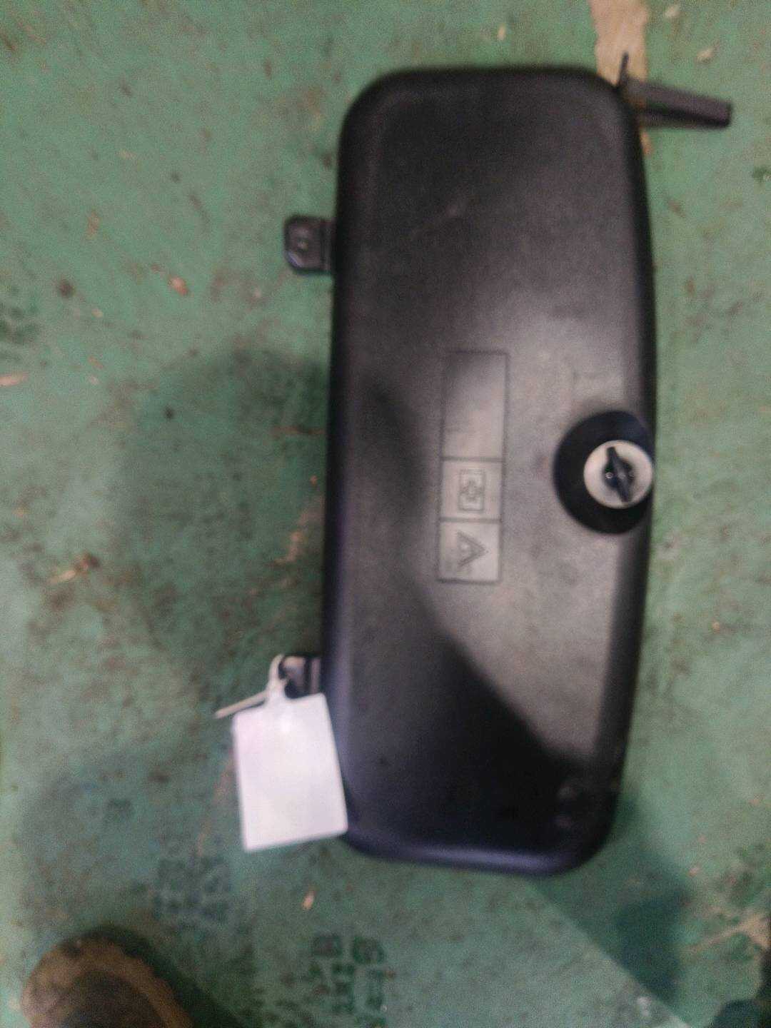 71106788803 备胎工具箱