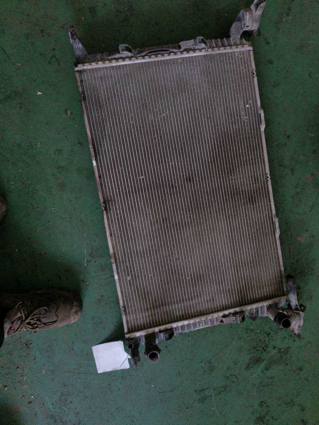 L8UD121251 水箱