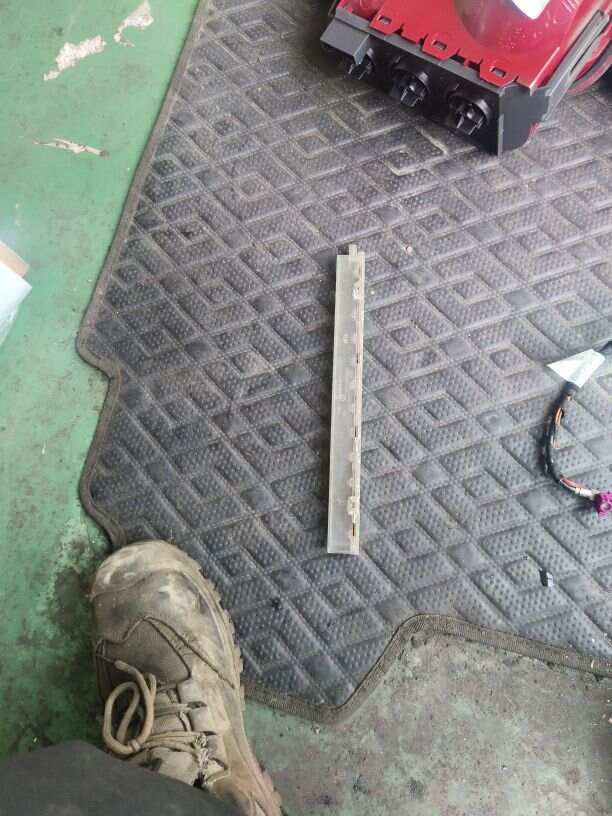 63257221834 高位刹车灯