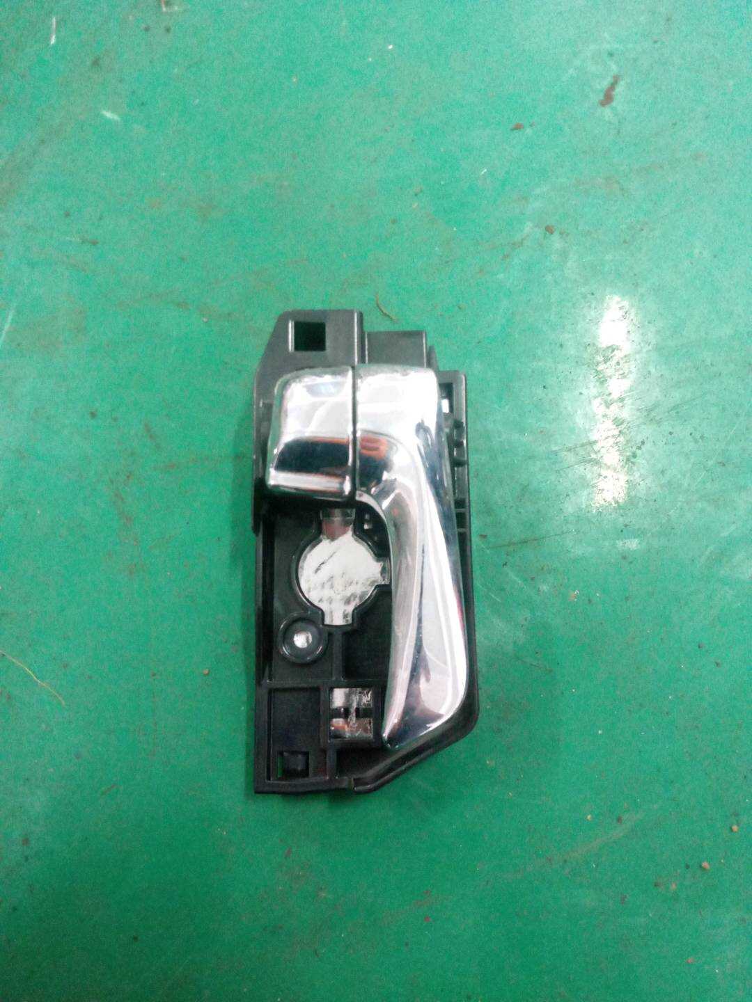 836200R520CR 后门内拉手（右）