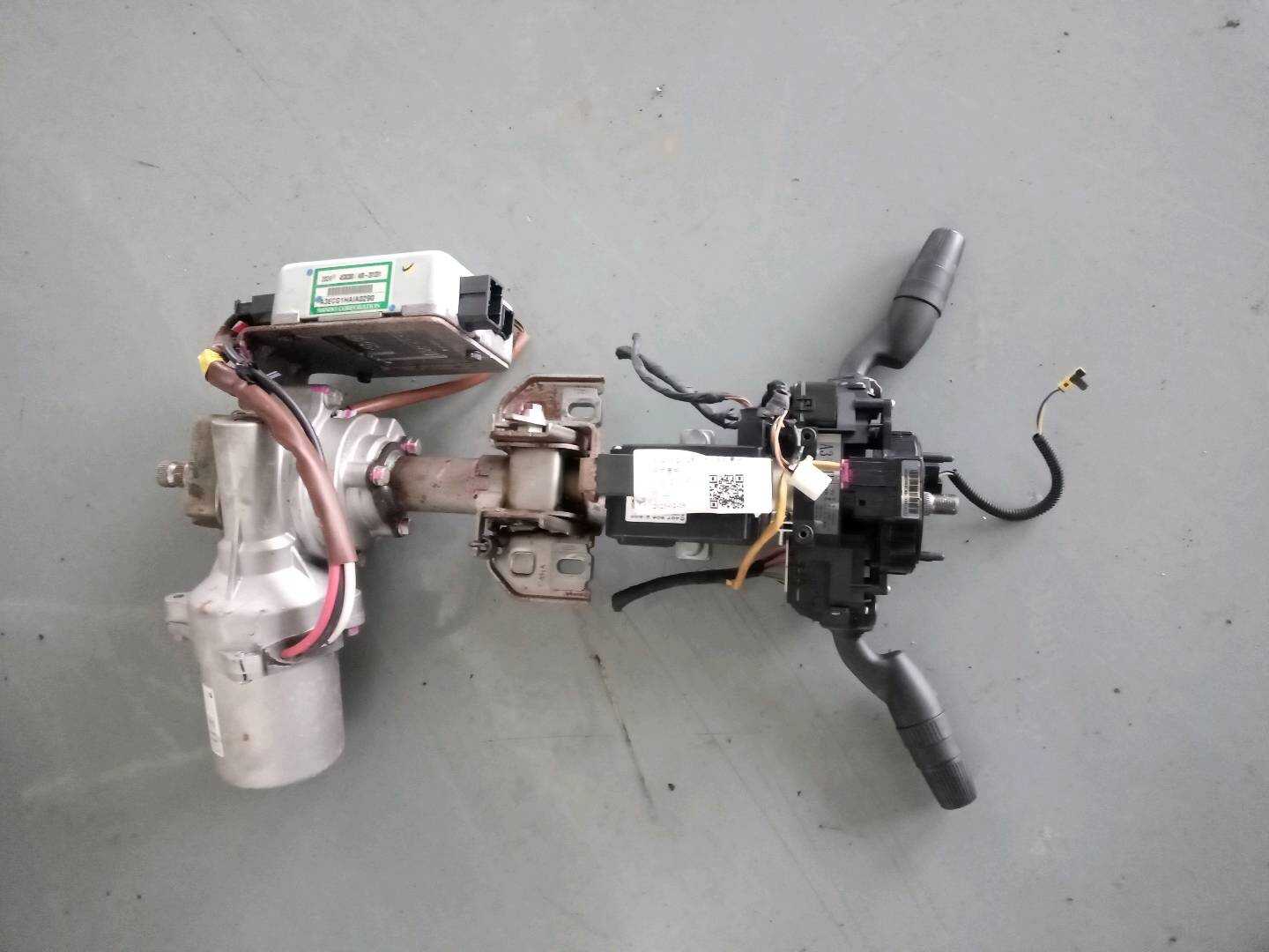 4538200 Steering Column