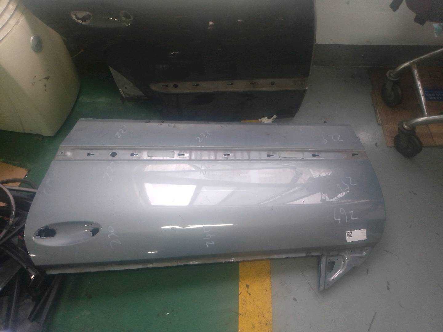 A2097200105 前门壳(左)