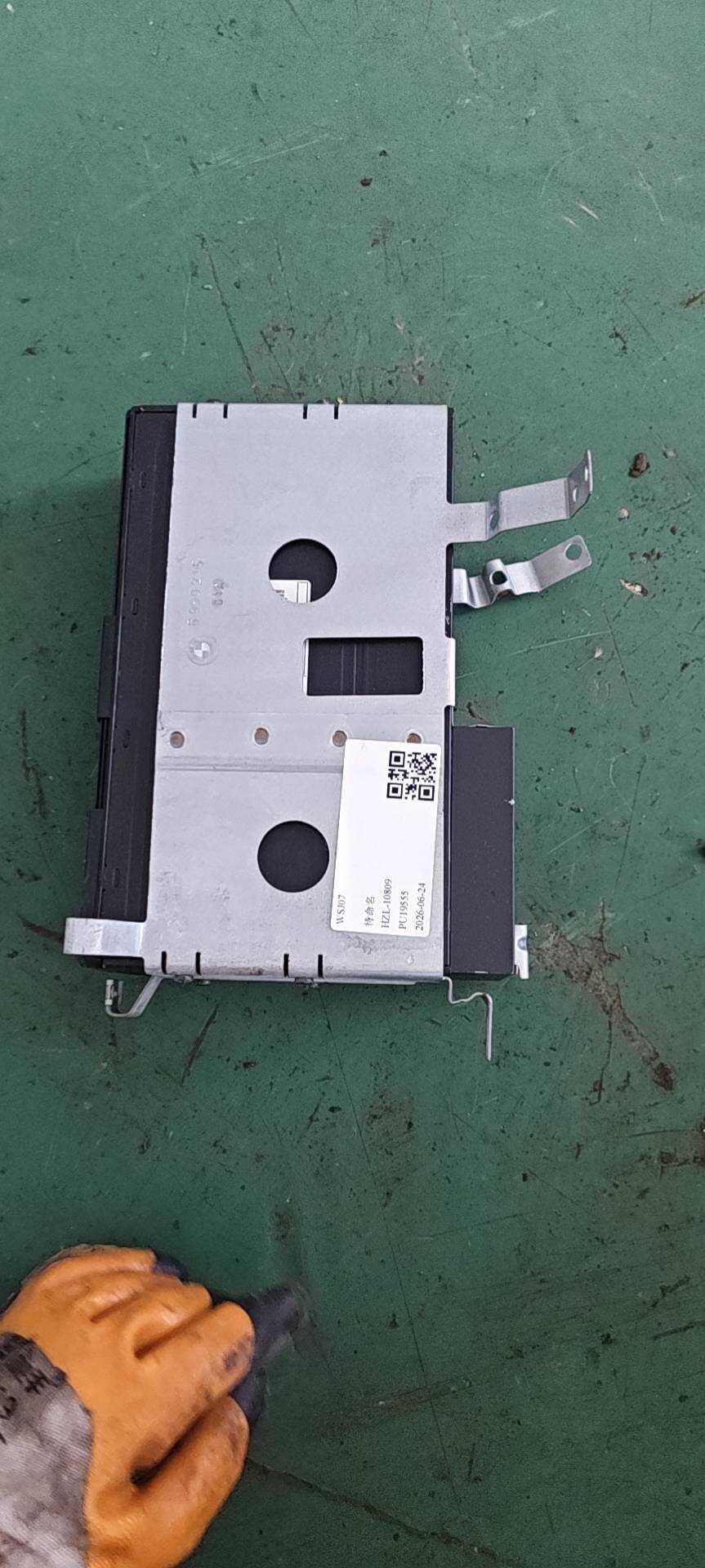 65129131853 CD换碟器