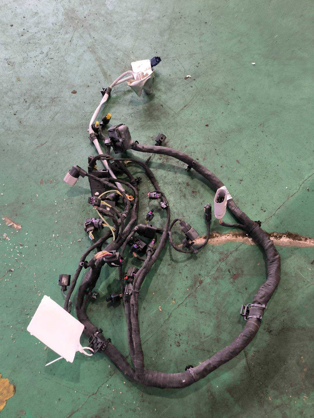 L5QL972627C 发动机线束