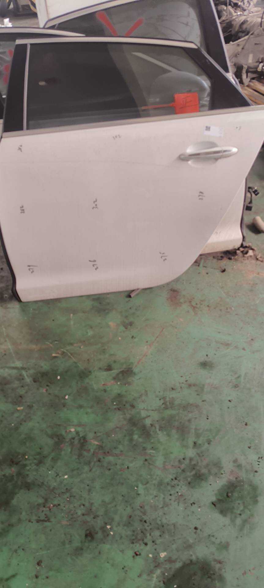 C2D24176 Rear Door Shell, Left