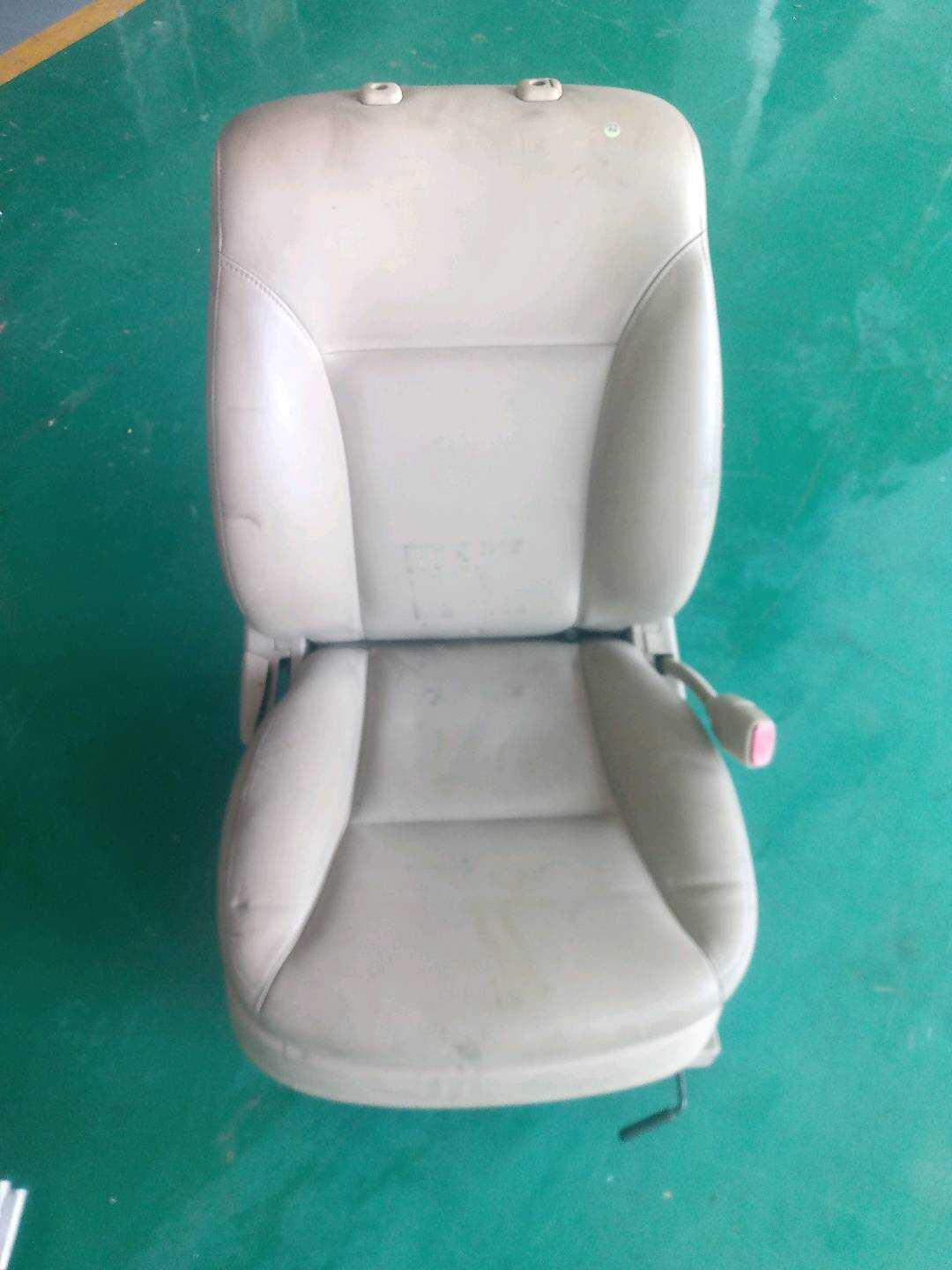 9025562 Passenger Seat Assembly