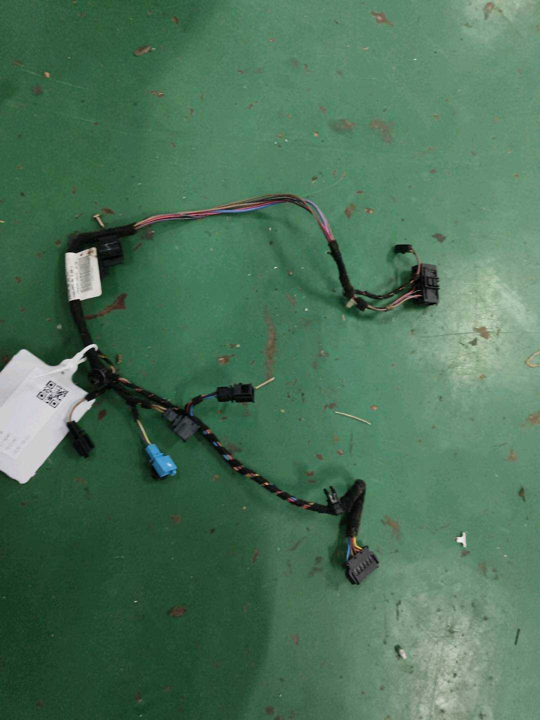 1K0971392FJ 副驾驶员座椅底架线束