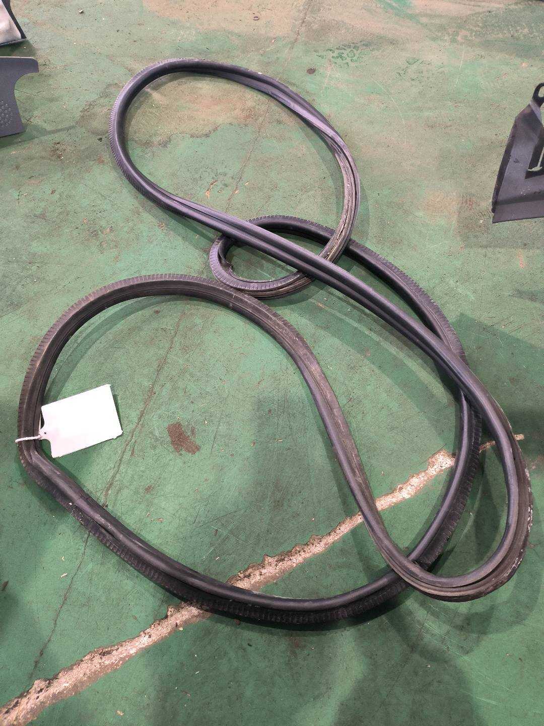 A6397410580 尾盖密封条