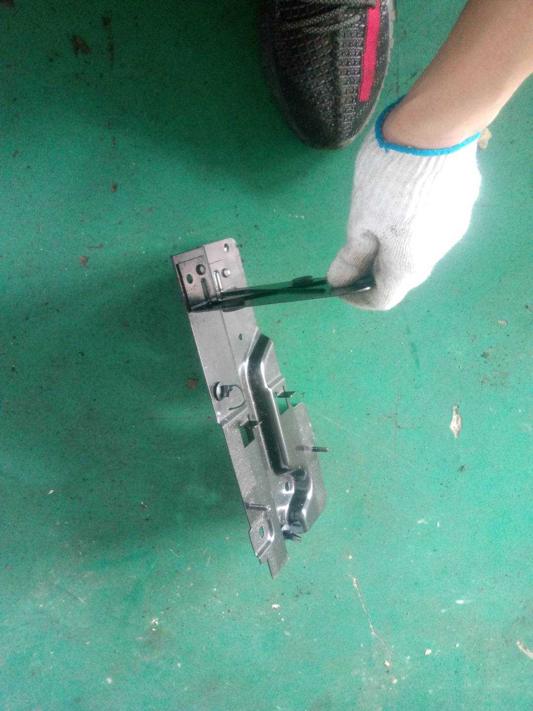 61217592920 支架
