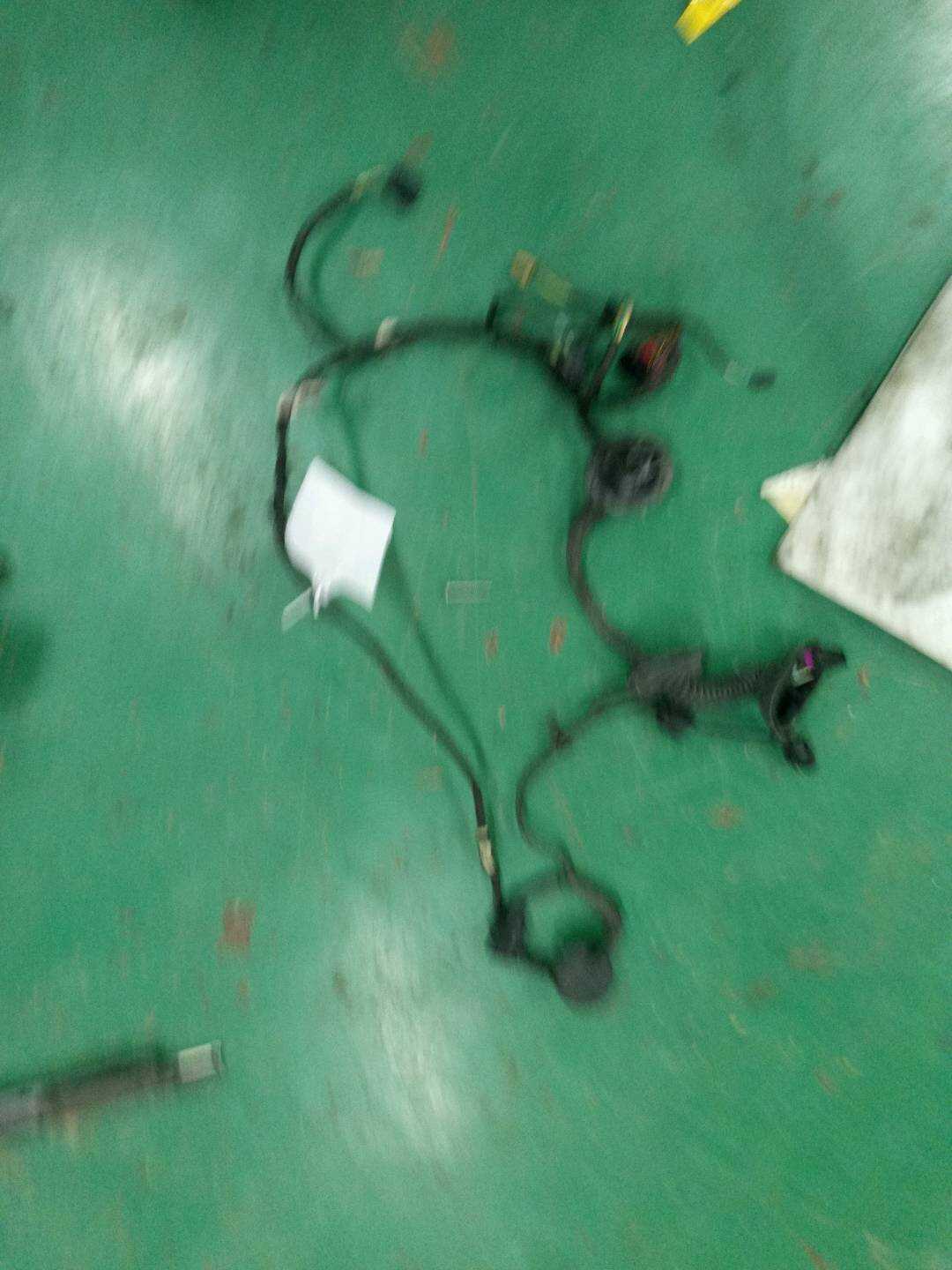 4L0971687AC 后门线束(左)