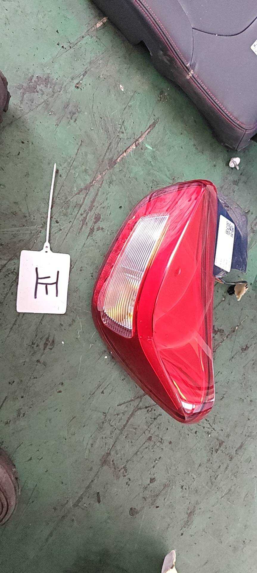 265506749RD017 尾灯总成（右）